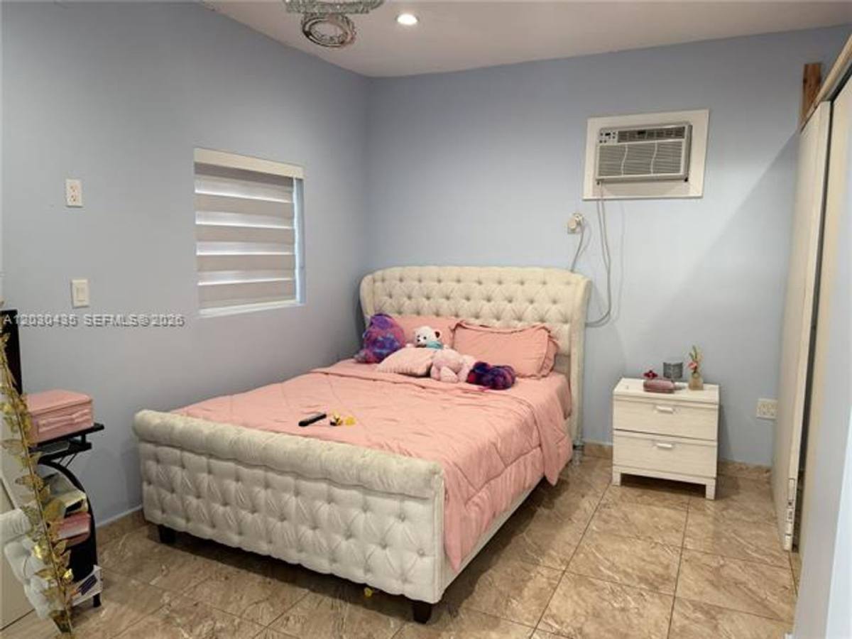 House for rent at 1870 W 64th St, Hialeah, FL 33012