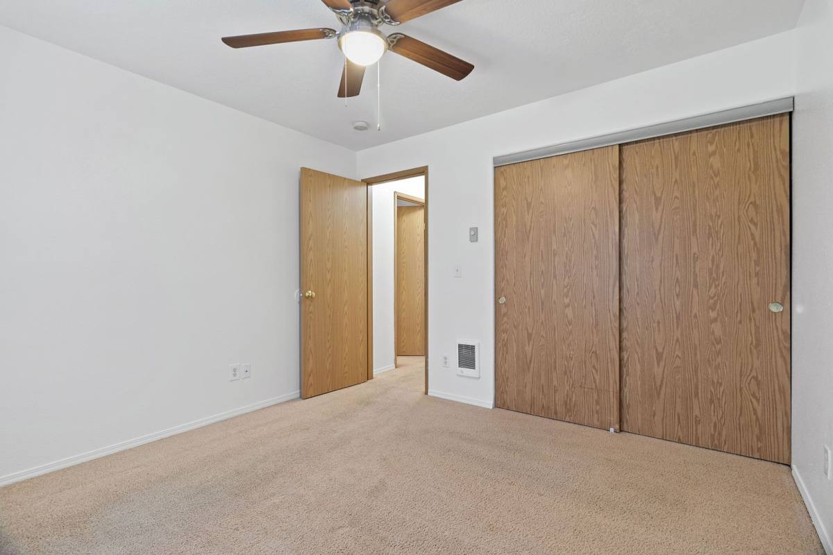 Apartment for rent at 11022 NE 18th St, Vancouver, WA 98684