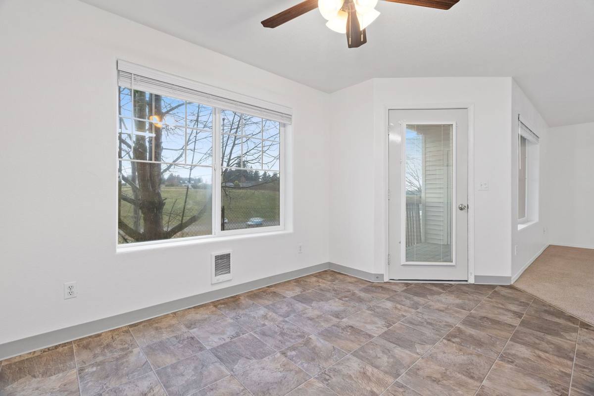 Apartment for rent at 11022 NE 18th St, Vancouver, WA 98684