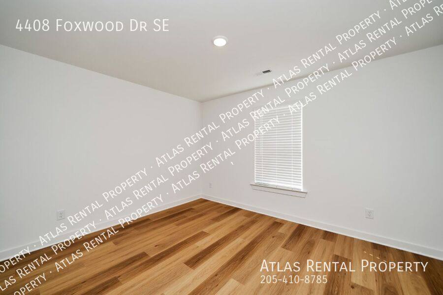 House for rent at 4408 Foxwood Dr SE, Decatur, AL 35603