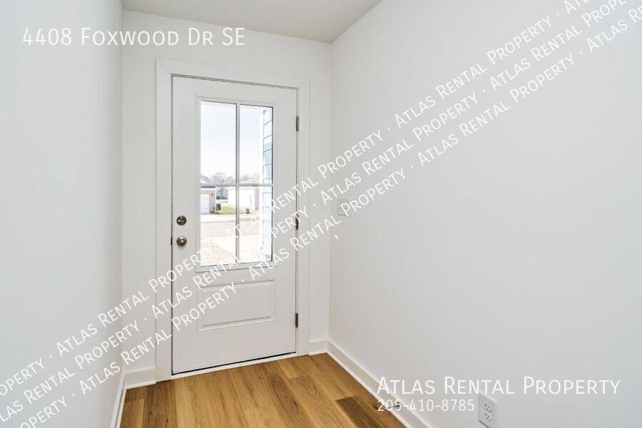 House for rent at 4408 Foxwood Dr SE, Decatur, AL 35603