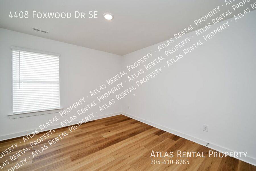 House for rent at 4408 Foxwood Dr SE, Decatur, AL 35603