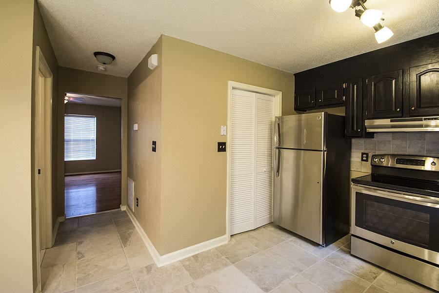 Apartment for rent at 1602 18th Ave NE, Hickory, NC 28601