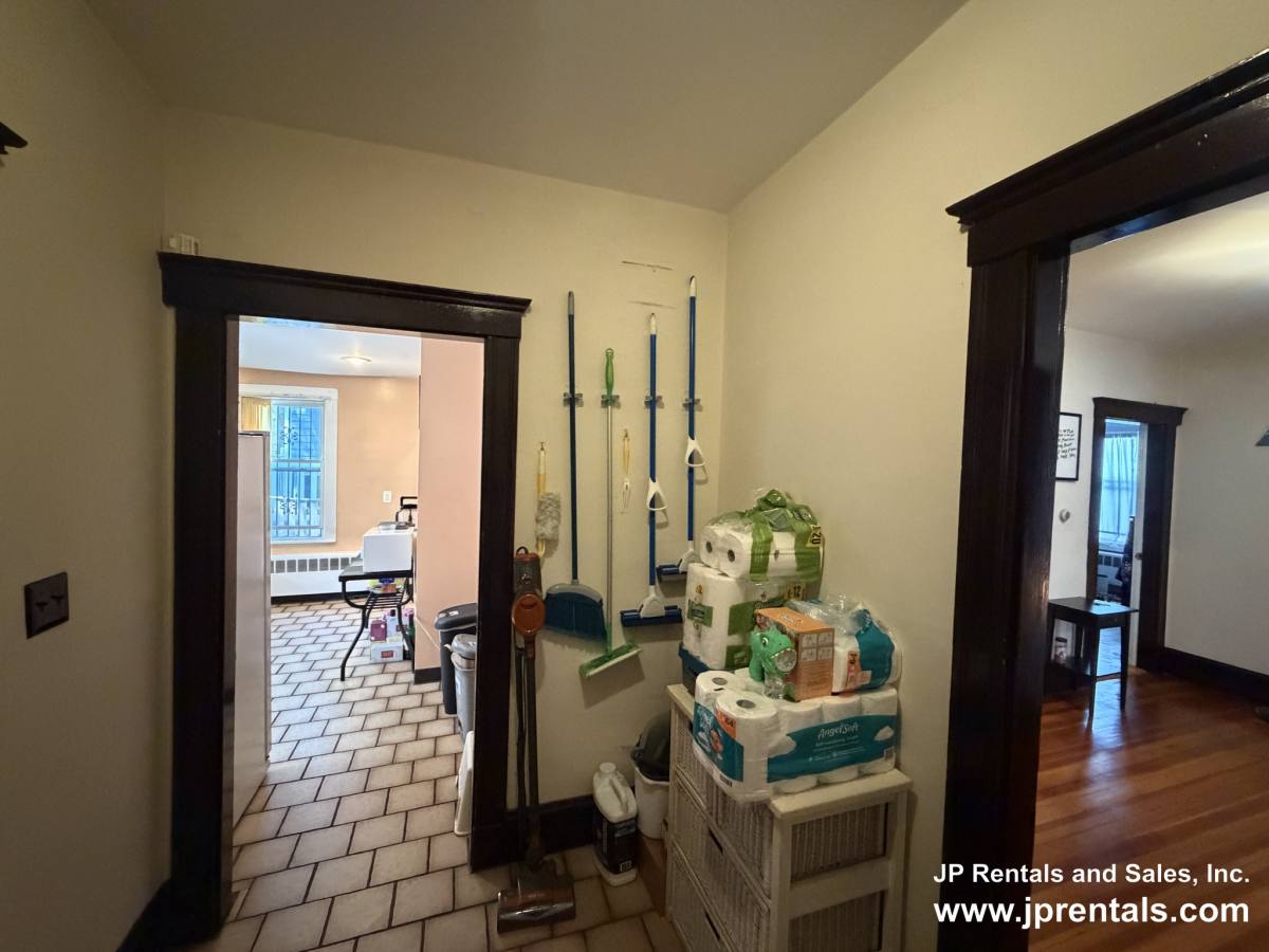 Apartment for rent at 19 Estrella St #1, Jamaica Plain, MA 02130