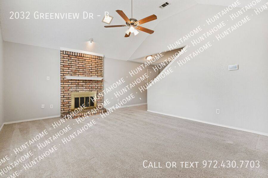 House for rent at 2032 Greenview Dr #B, Carrollton, TX 75010