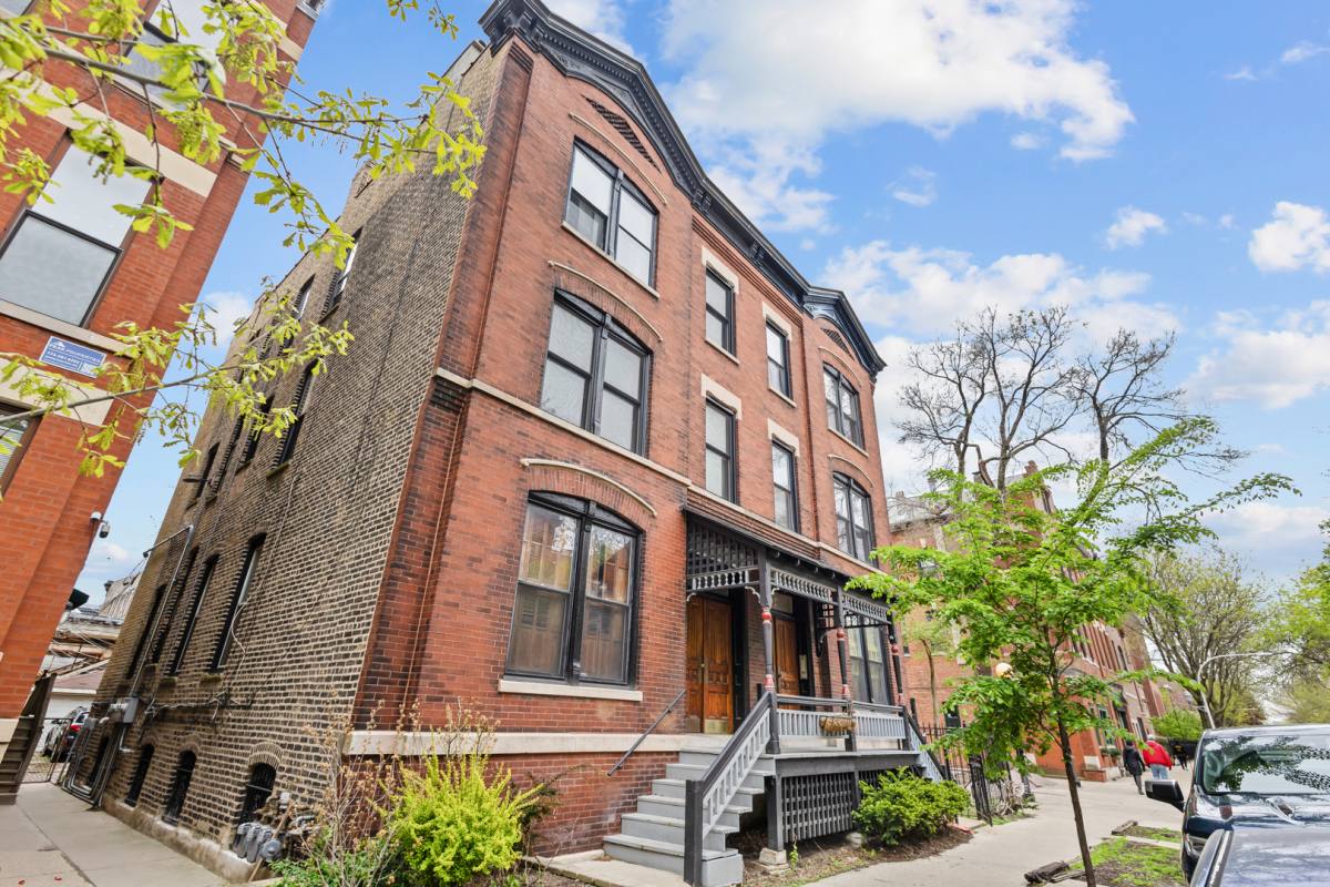 Apartment for rent at 1903 N Sheffield Ave #3, Chicago, IL 60614