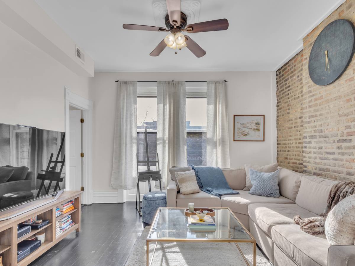 Apartment for rent at 1903 N Sheffield Ave #3, Chicago, IL 60614