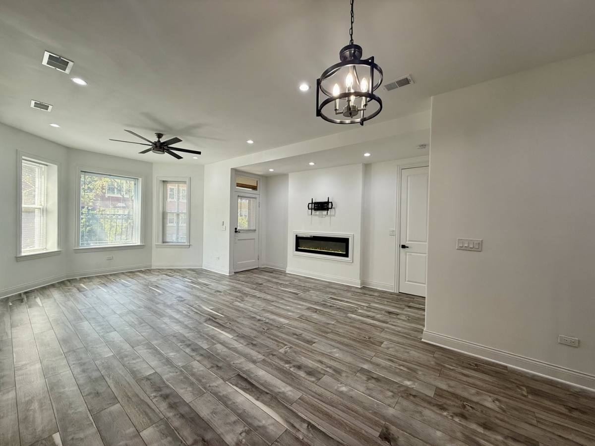Apartment for rent at 2109 N Spaulding Ave #1, Chicago, IL 60647