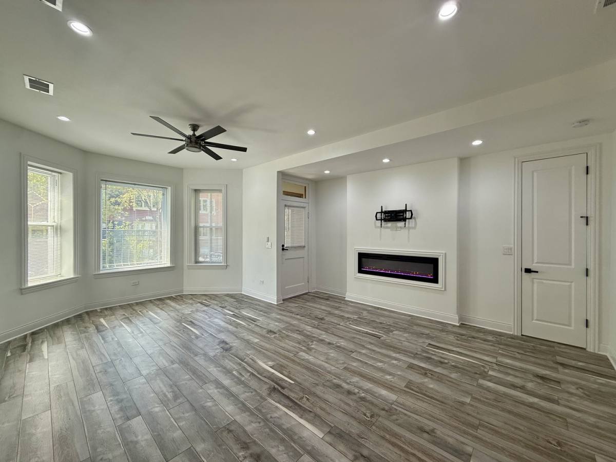 Apartment for rent at 2109 N Spaulding Ave #1, Chicago, IL 60647