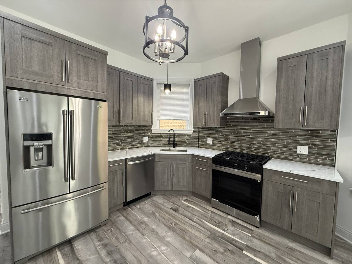 Apartment for rent at 2109 N Spaulding Ave #1, Chicago, IL 60647