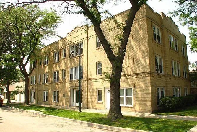 Apartment for rent at 6010 W Seminole St #G, Chicago, IL 60646
