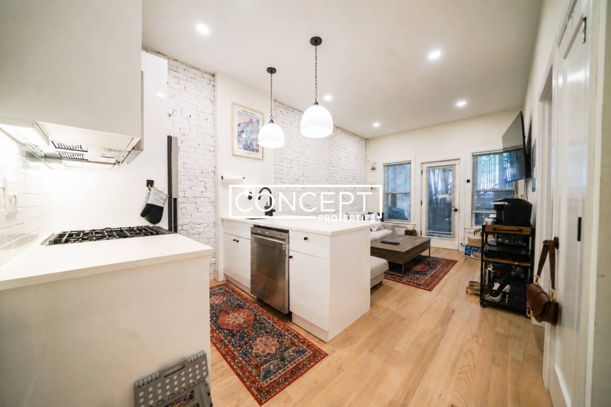 Apartment for rent at 308 Saratoga #1, East Boston, MA 02128