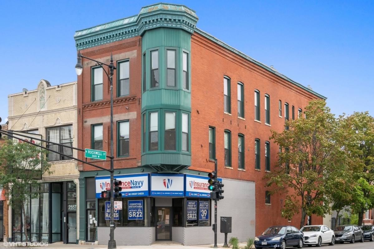 Apartment for rent at 2559 W N Ave #3R, Chicago, IL 60647