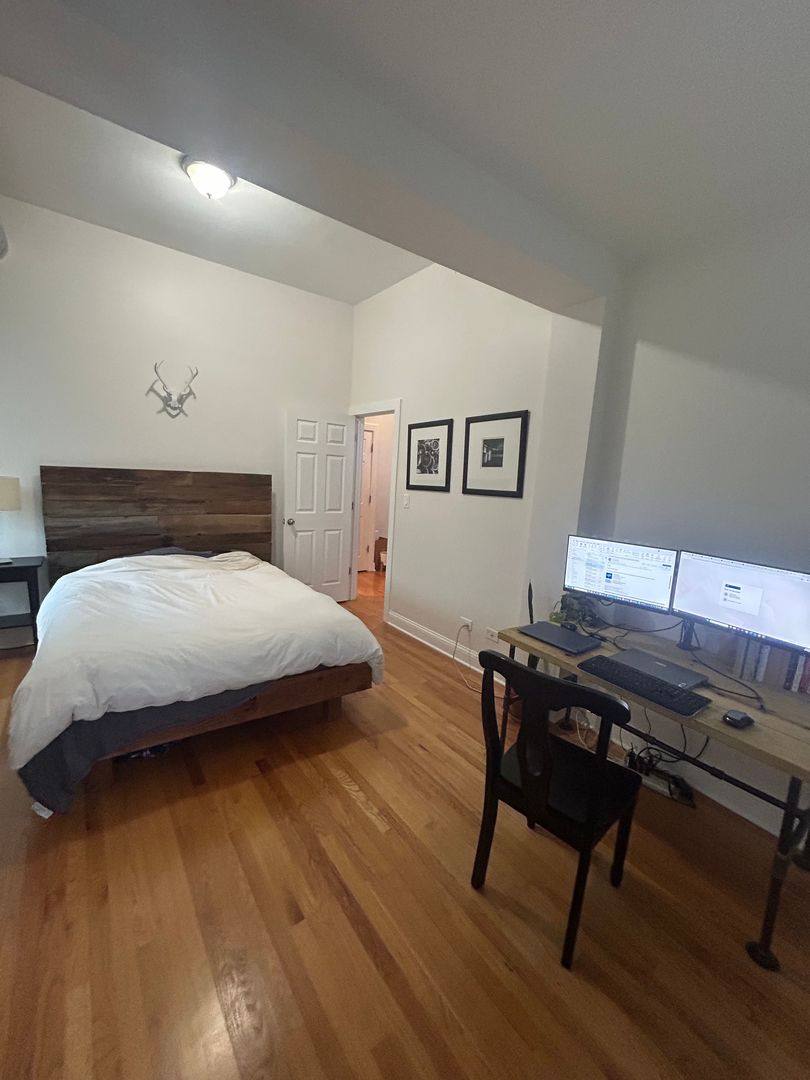 Apartment for rent at 2559 W N Ave #3R, Chicago, IL 60647