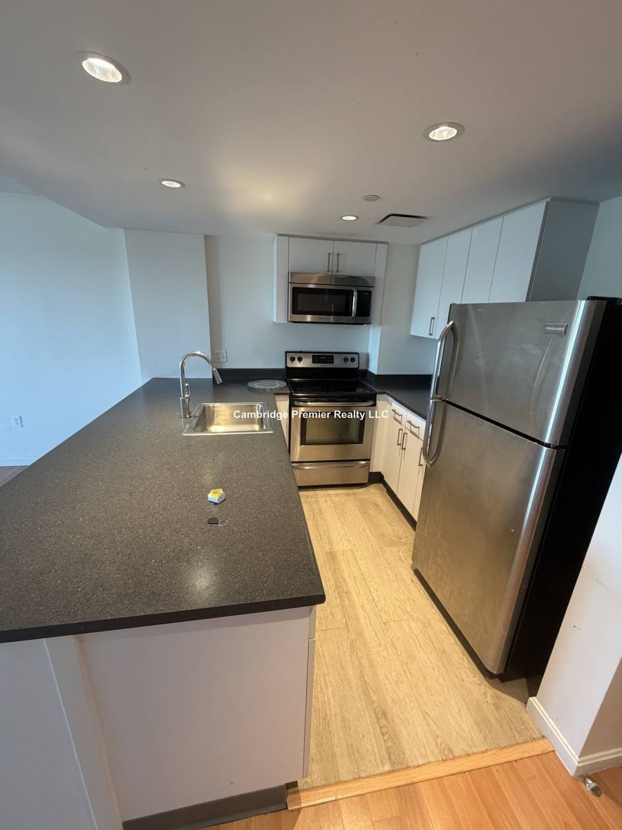 Apartment for rent at 295 Harvard St #701, Cambridge, MA 02139