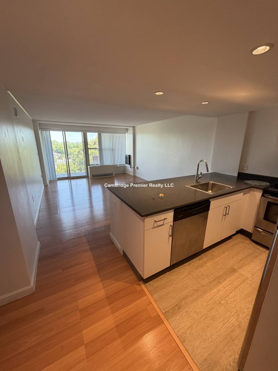Apartment for rent at 295 Harvard St #701, Cambridge, MA 02139