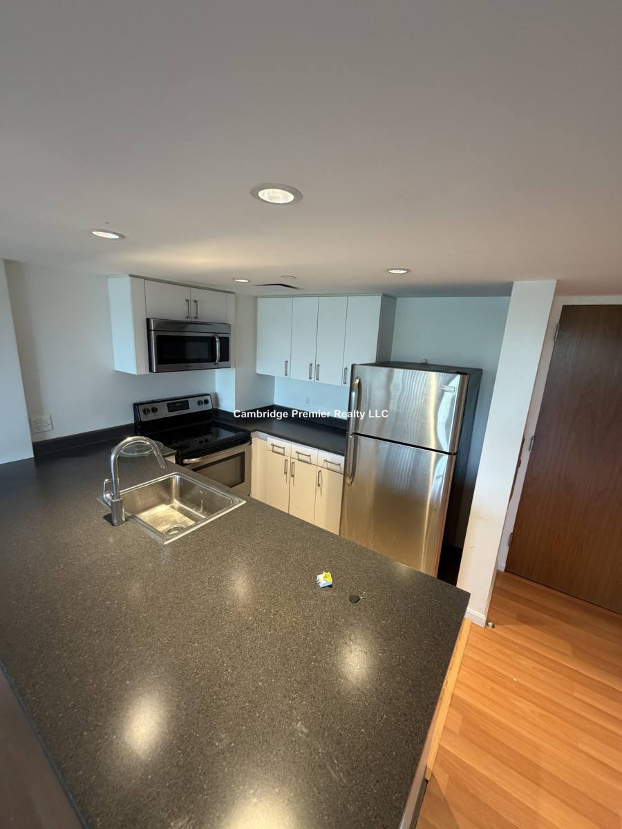 Apartment for rent at 295 Harvard St #701, Cambridge, MA 02139