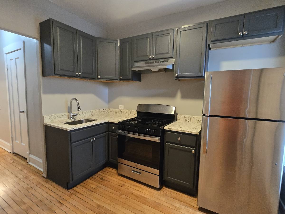 Apartment for rent at 6525 S Evans Ave #1, Chicago, IL 60637
