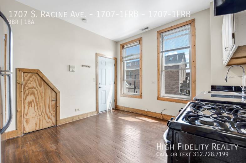 Apartment for rent at 1707 S Racine Ave #1FRB, Chicago, IL 60608