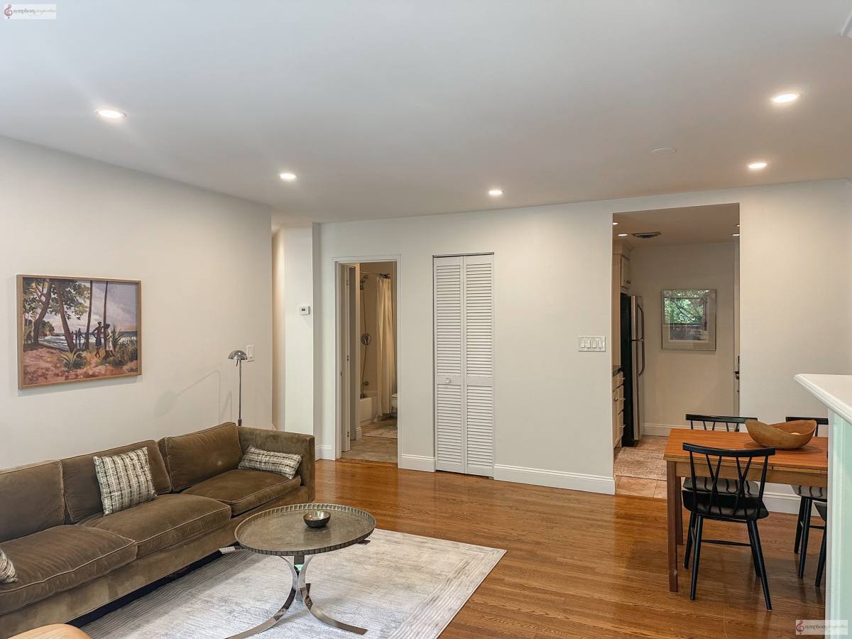 Condo for rent at 79 Gainsborough St #204, Boston, MA 02115