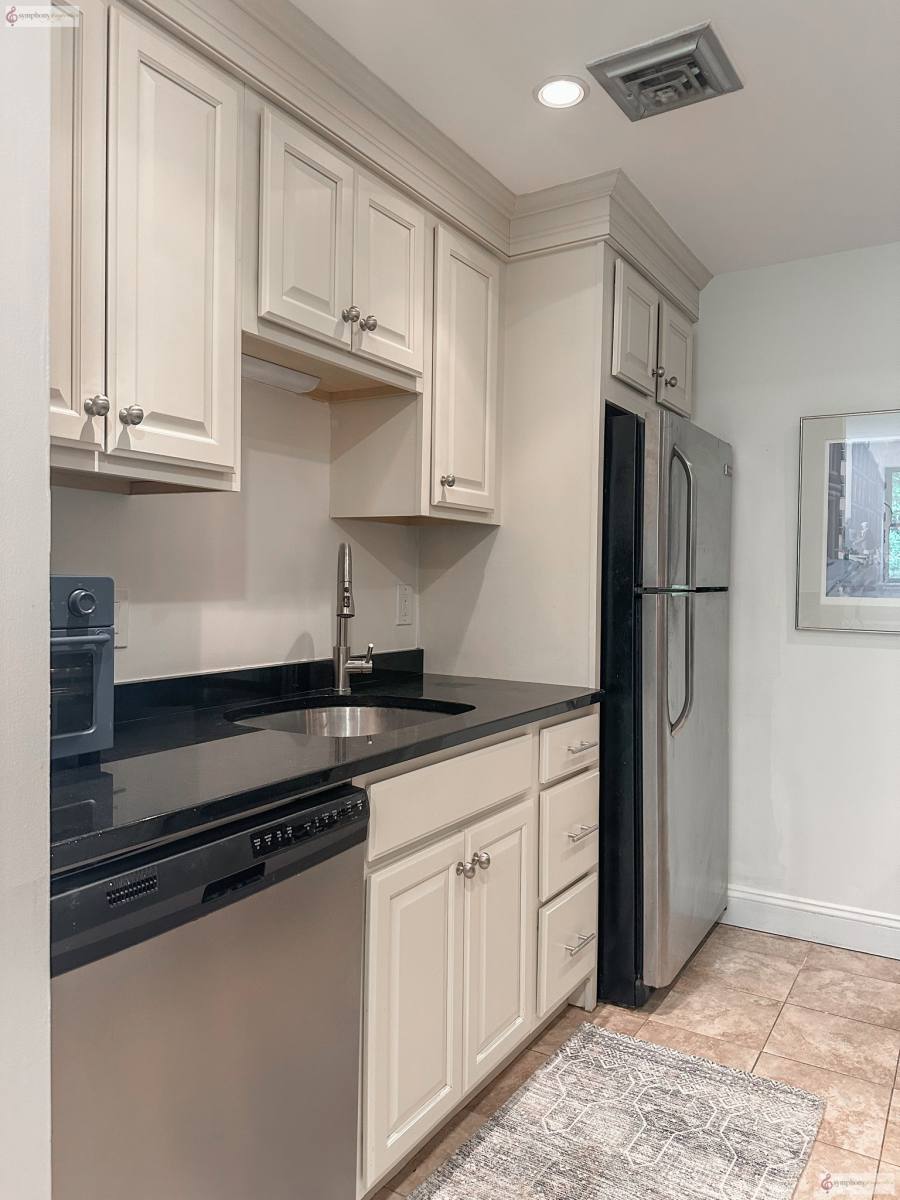 Condo for rent at 79 Gainsborough St #204, Boston, MA 02115
