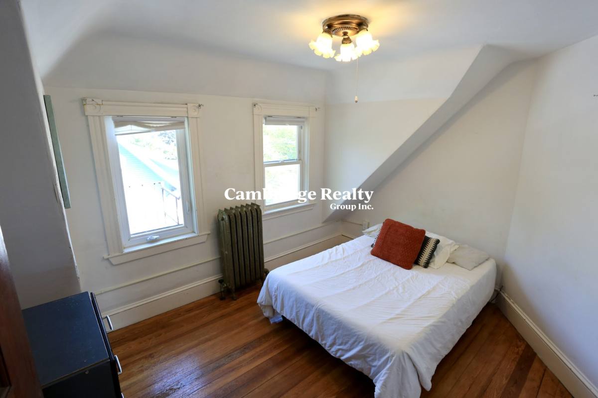 House for rent at 124 Forest St #3T, Medford, MA 02155