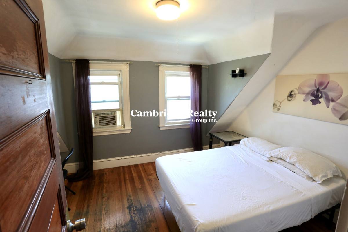 House for rent at 124 Forest St #3T, Medford, MA 02155