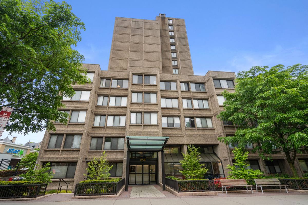 Apartment for rent at 1731 Beacon #221, Brookline, MA 02445