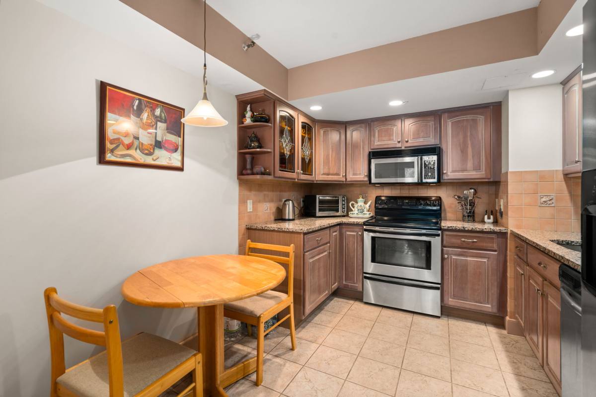 Apartment for rent at 1731 Beacon #221, Brookline, MA 02445
