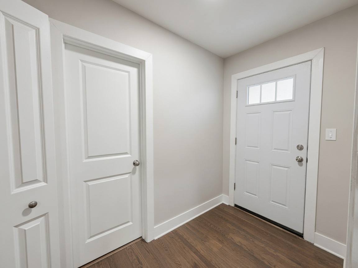 Apartment for rent at 4004 N Bell Ave #2C, Chicago, IL 60618