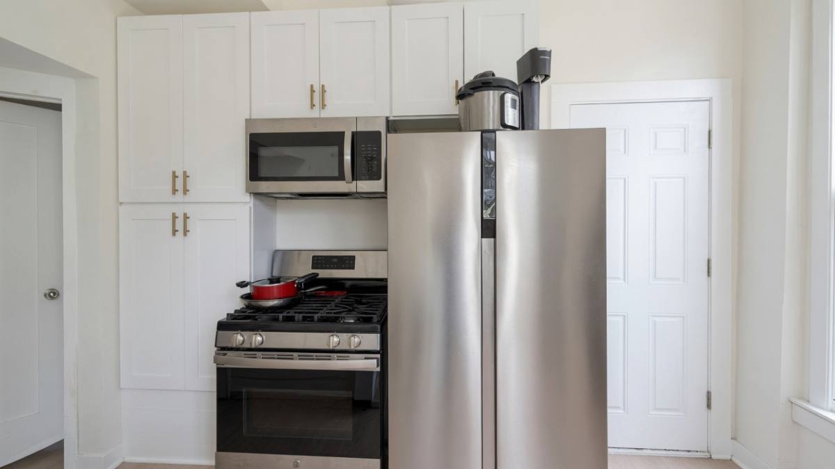Apartment for rent at 1322 W Ohio St #3F, Chicago, IL 60642