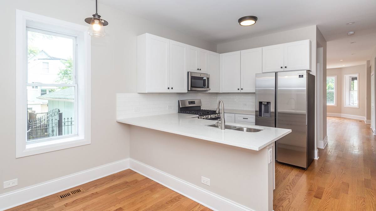 Apartment for rent at 1840 N Saint Louis Ave #1, Chicago, IL 60647