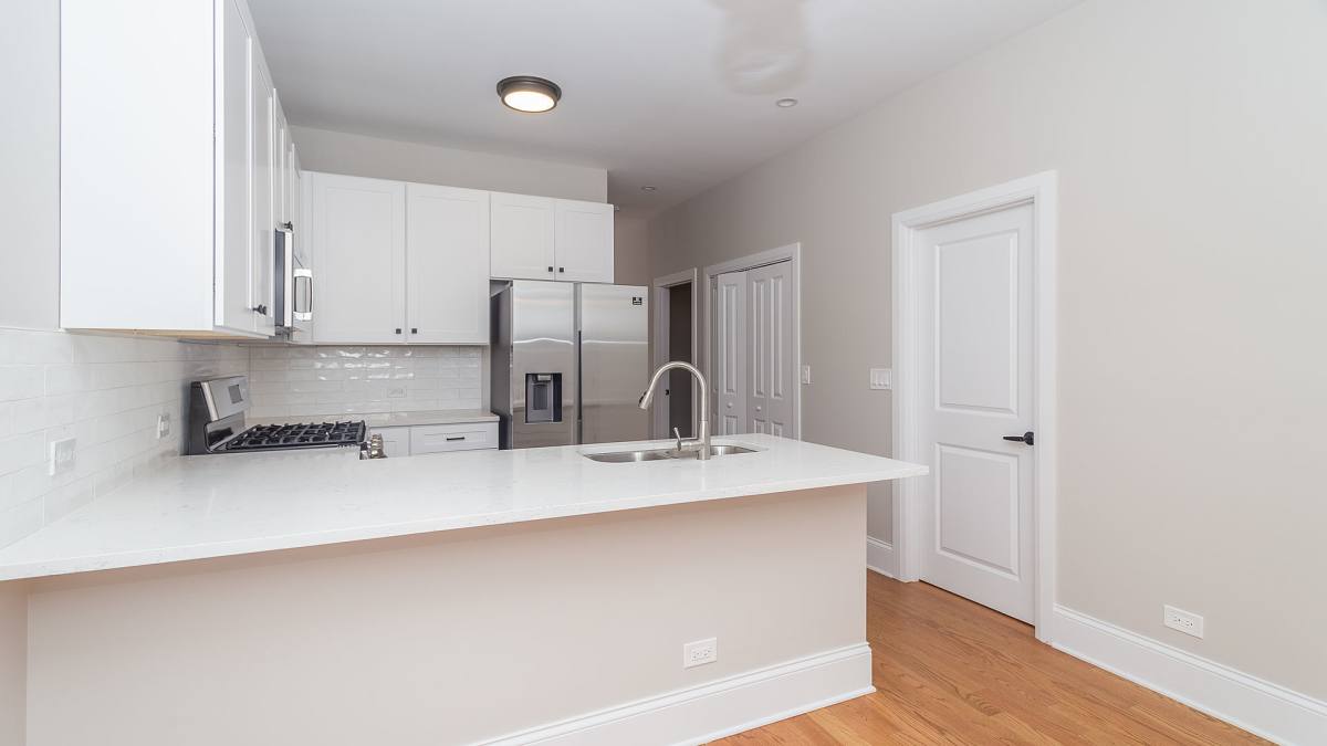 Apartment for rent at 1840 N Saint Louis Ave #1, Chicago, IL 60647