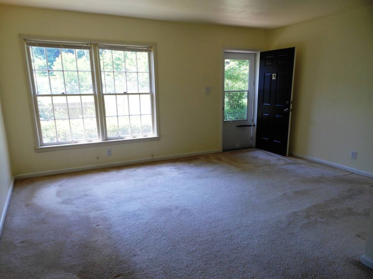 Apartment for rent at 2527 Hydraulic Rd, Charlottesville, VA 22901