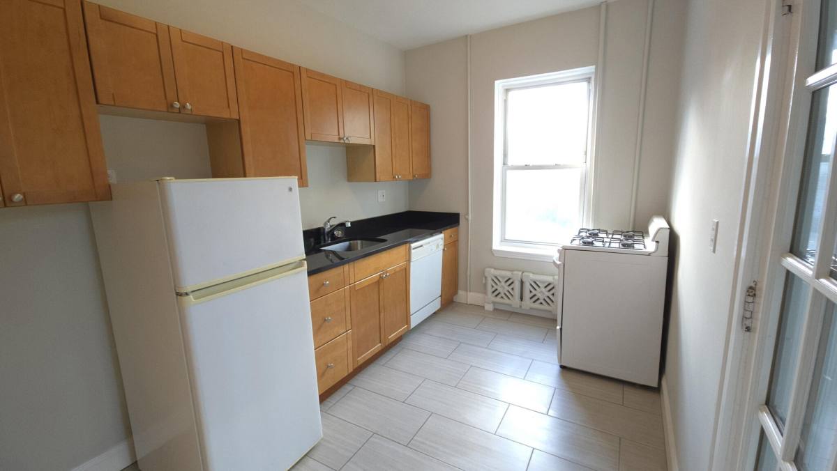 Apartment for rent at 33 Highgate St #6, Allston, MA 02134