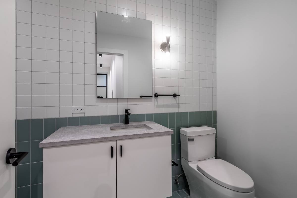 Apartment for rent at 1700 Oak Ave #6, Evanston, IL 60201