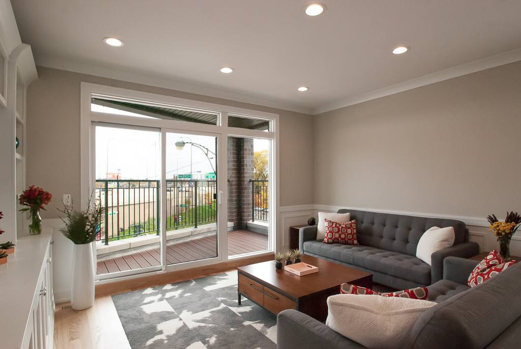 Condo for rent at 3134 N Kedzie Ave #1S, Chicago, IL 60618