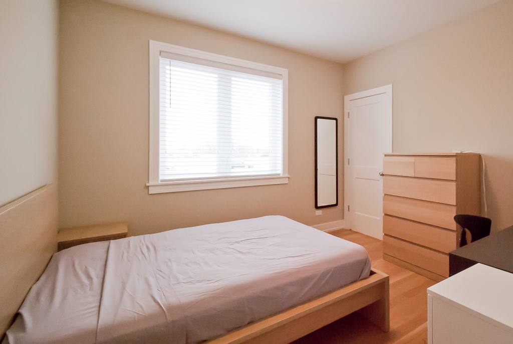 Condo for rent at 3134 N Kedzie Ave #1S, Chicago, IL 60618