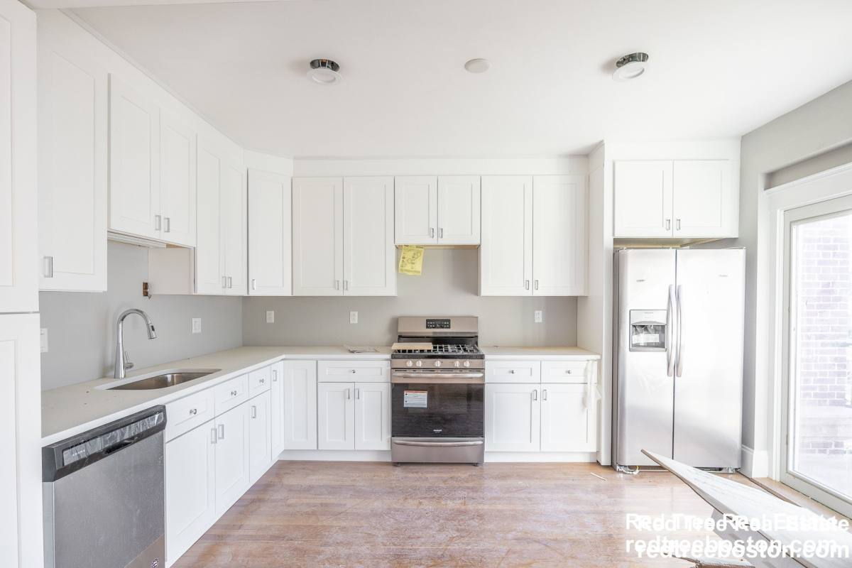 Apartment for rent at 190 Kelton St #1, Allston, MA 02134