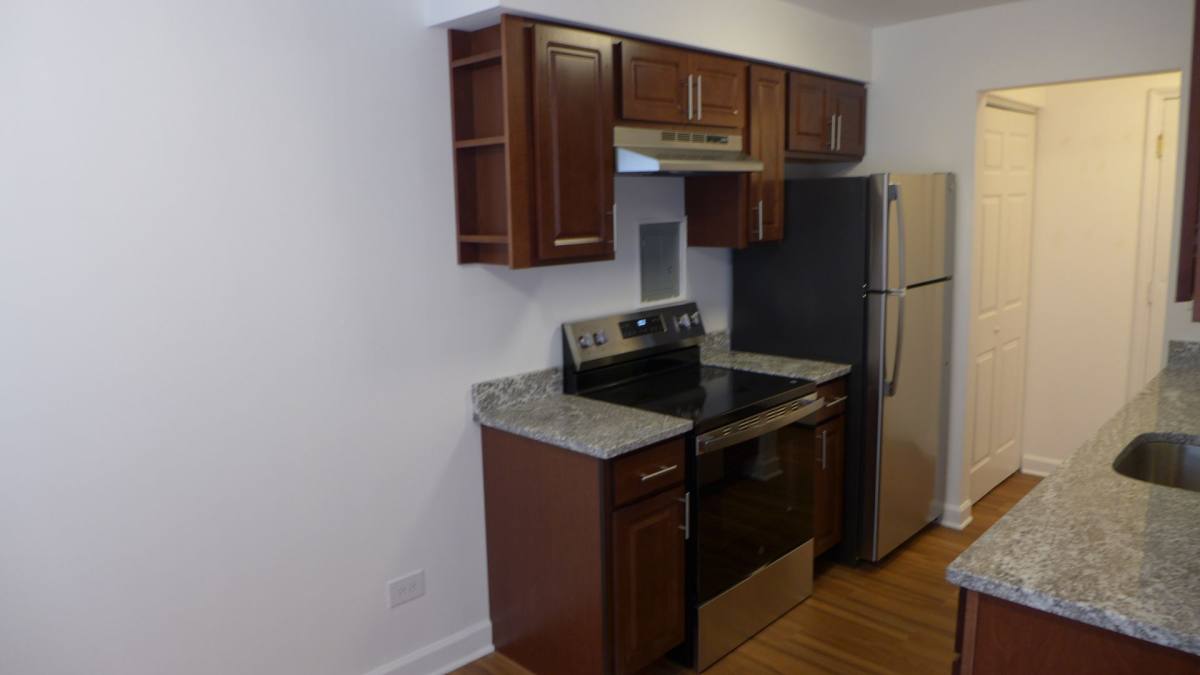 Apartment for rent at 5300 N Sheridan Rd, Chicago, IL 60640