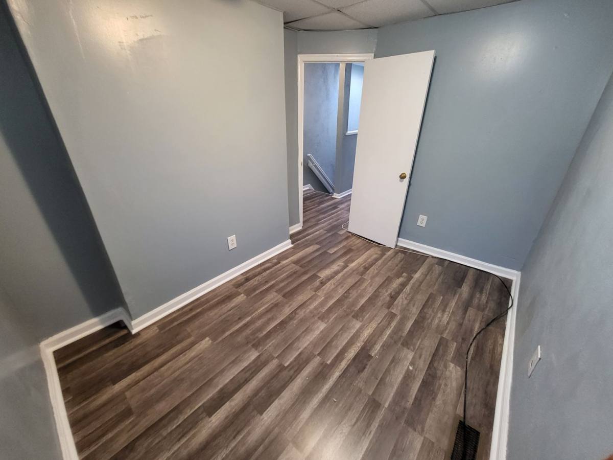 House for rent at 517 N Rose St, Baltimore, MD 21205