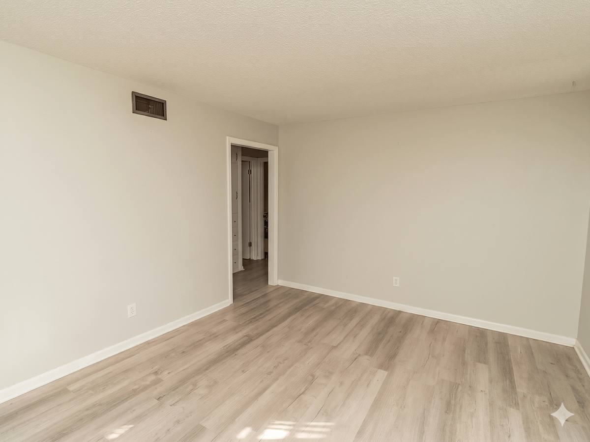 Apartment for rent at 416 W Spring Dr, Haysville, KS 67060