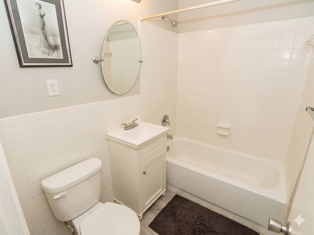 Apartment for rent at 416 W Spring Dr, Haysville, KS 67060