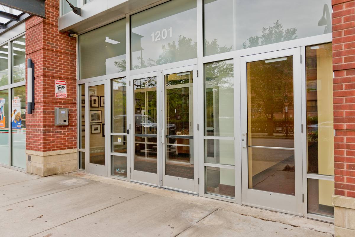 Apartment for rent at 1201 W Adams #709, Chicago, IL 60607