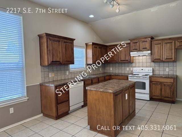 House for rent at 2217 SE 7th St, Oklahoma City, OK 73160