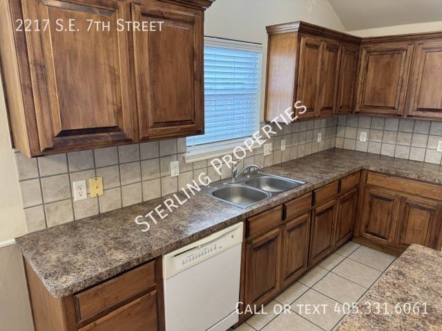 House for rent at 2217 SE 7th St, Oklahoma City, OK 73160