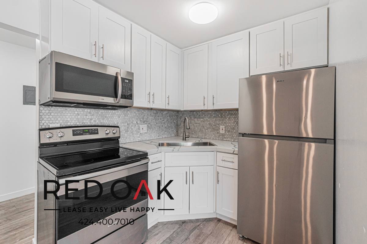 Condo for rent at 519 S Westmoreland #201, Los Angeles, CA 90020