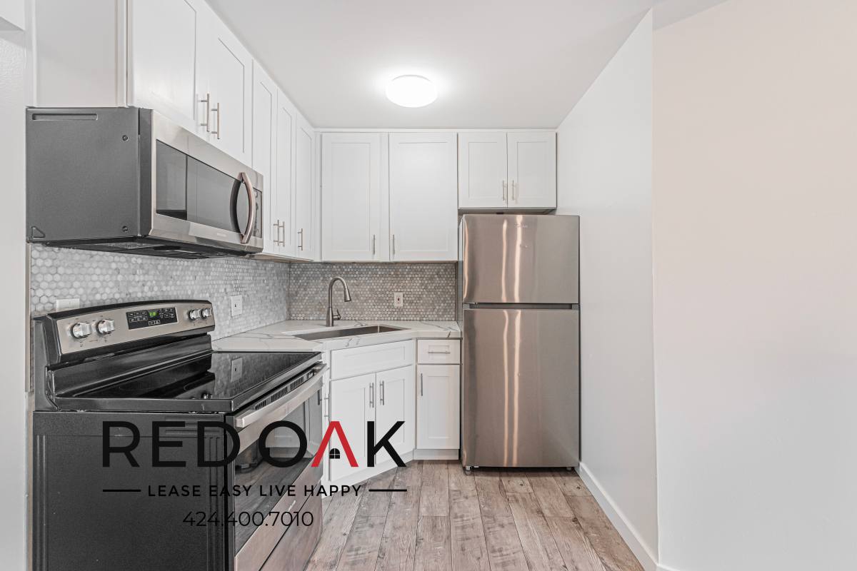 Condo for rent at 519 S Westmoreland #201, Los Angeles, CA 90020