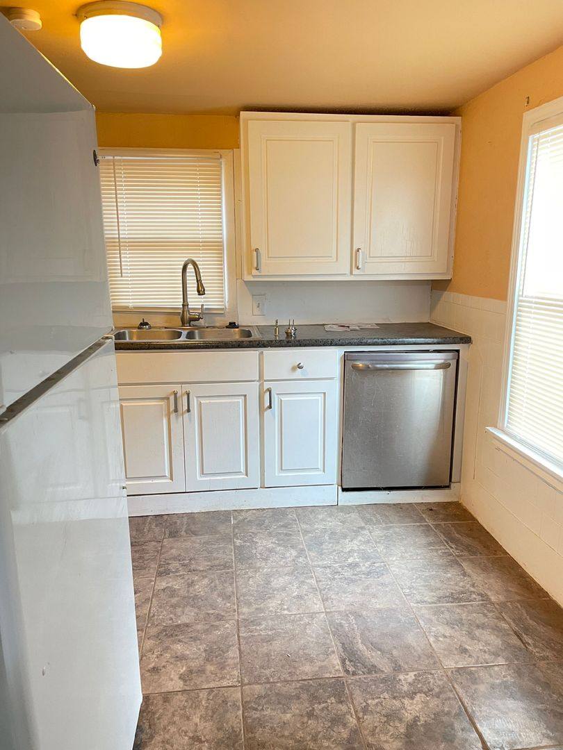 Apartment for rent at 3320 28th St, Lubbock, TX 79410