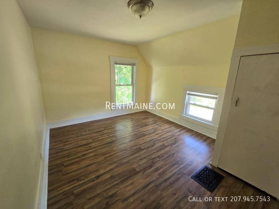 Apartment for rent at 74 Stillwater Ave, Bangor, ME 04401